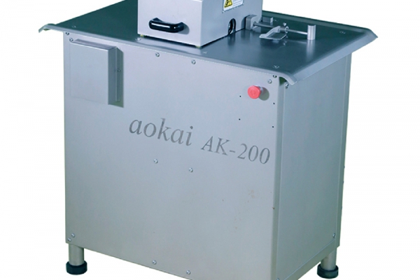 香肠扎线机的特点